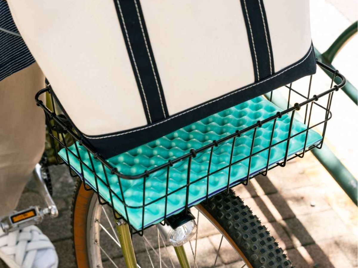 BLUE LUG PUFF SEAT