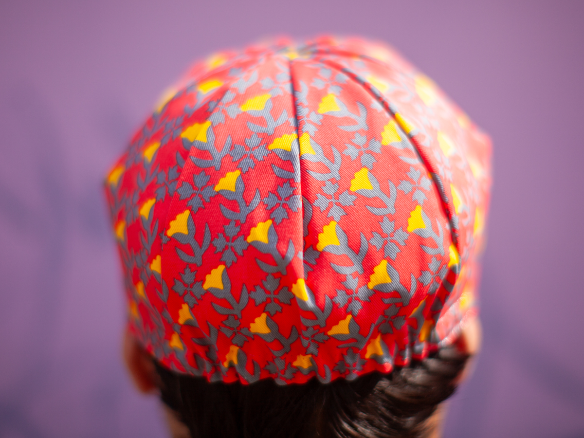 RON'S BIKES LARON'S TULIPS AND HOLLY CAP - RACE RED