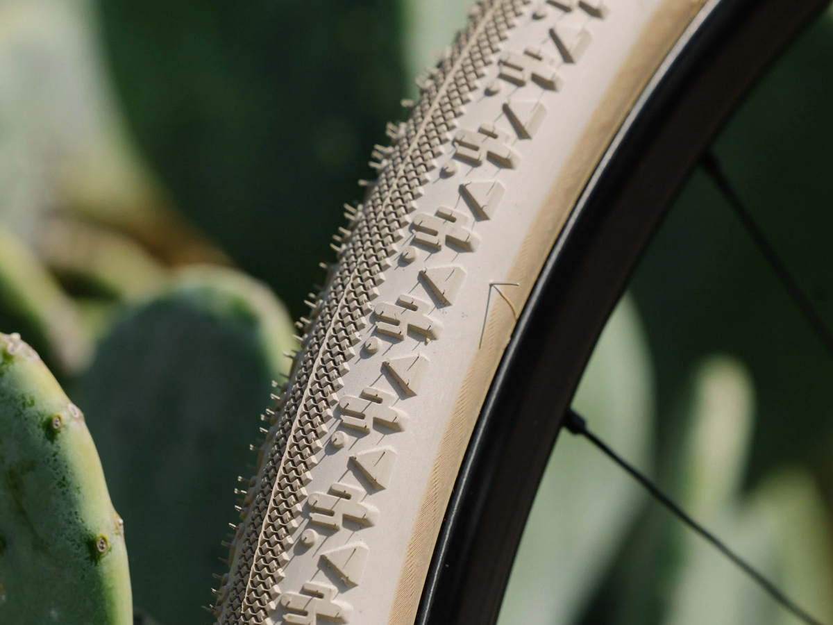 Simworks X Tomii Cycles Faraway Tyres — Sand Beige Tan