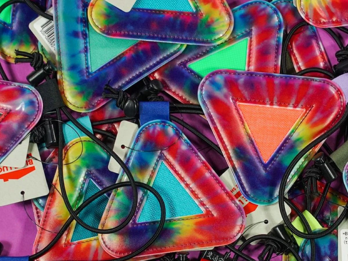 RÉFLECTEUR BLUE LUG TRIANGLE - TIE DYE