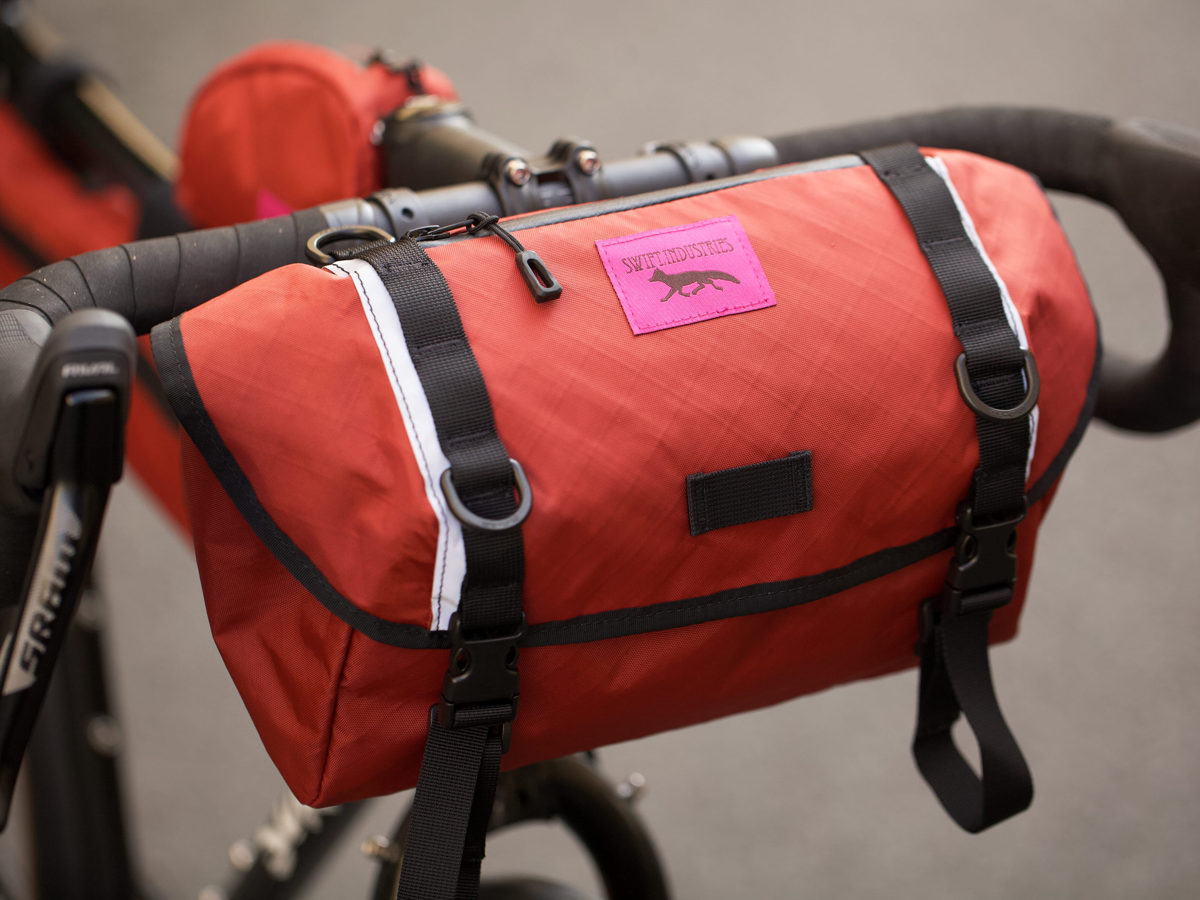 SWIFT INDUSTRIES CATALYST SADDLE & HANDLEBAR BAG