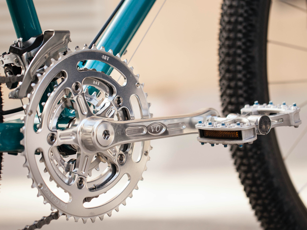 RICHARD'S BASSI HOG'S BACK