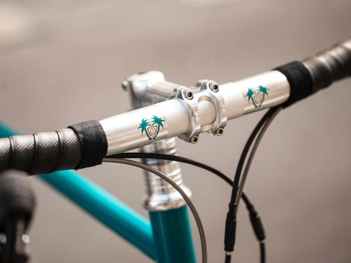 RICHARD'S BASSI HOG'S BACK