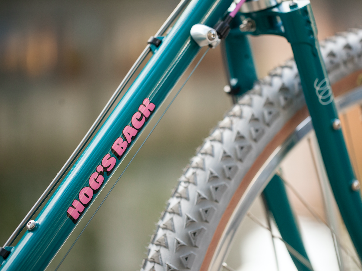 UGO'S BASSI HOG'S BACK