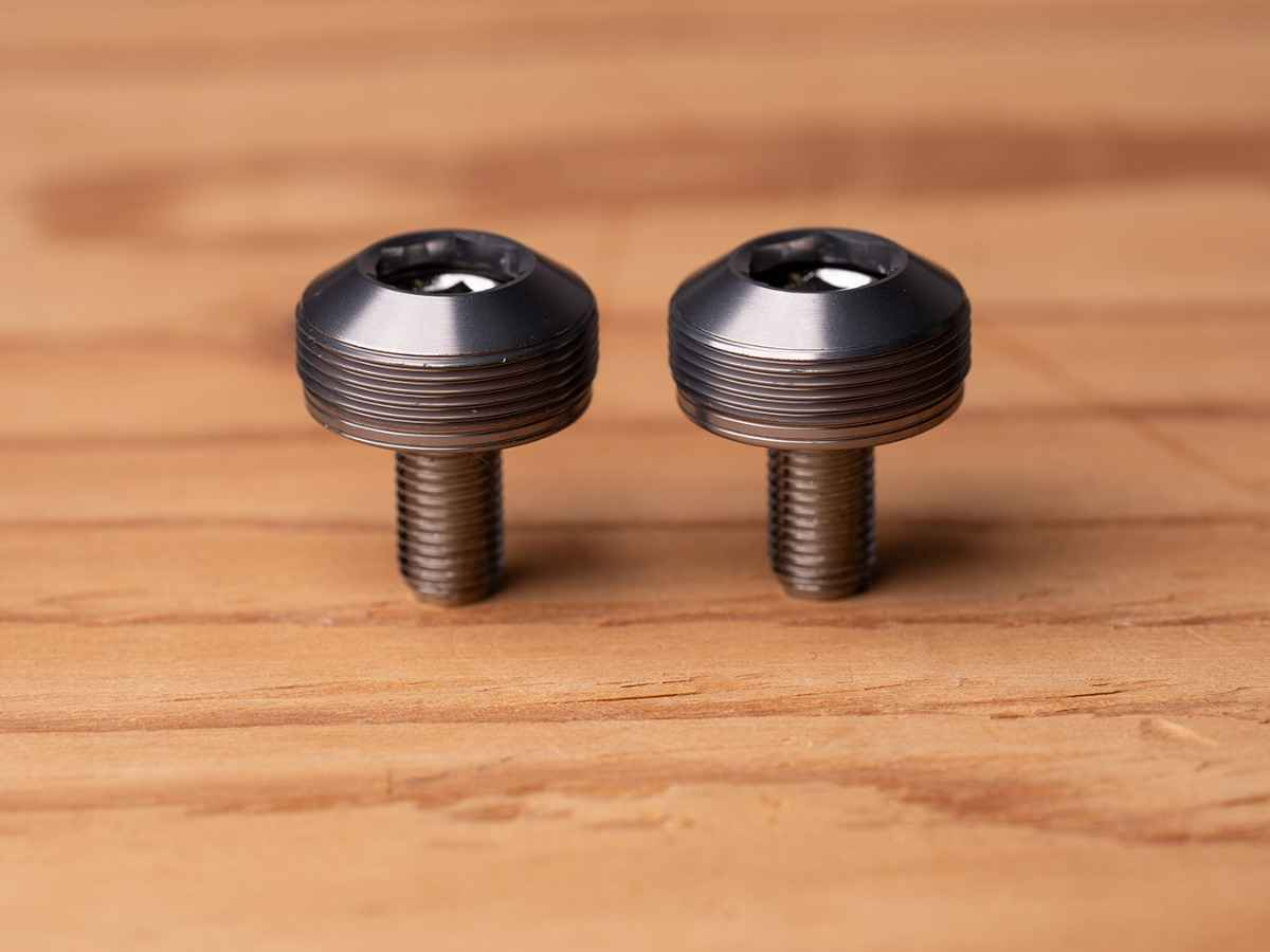 BLUE LUG BUMPY CRANK CAP SET