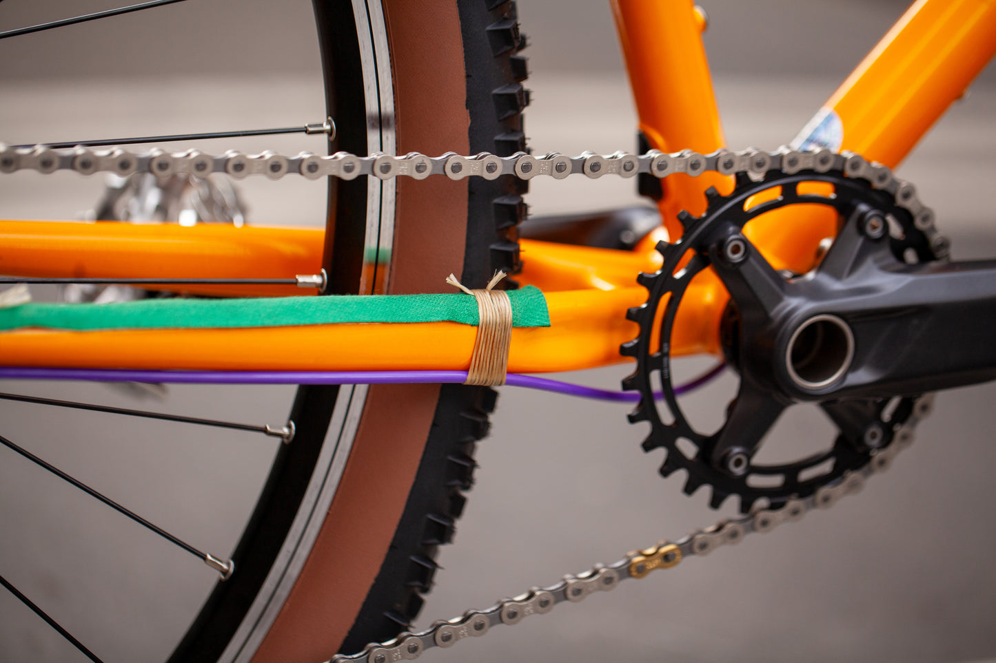 CRUST WOMBAT CUSTOM BUILD - LARGE