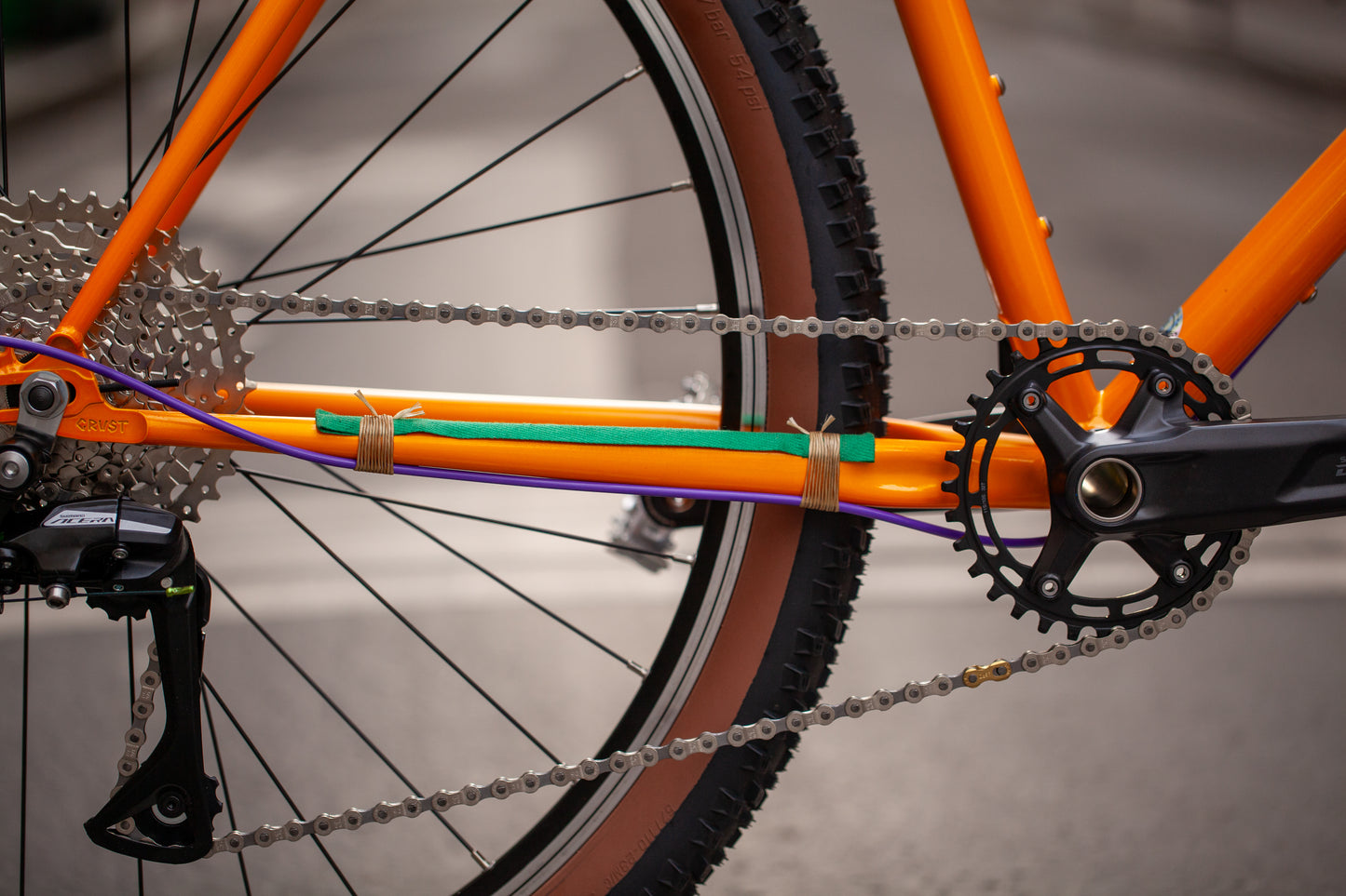 CRUST WOMBAT CUSTOM BUILD - LARGE