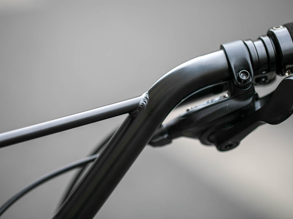 NITTO x BLUE LUG HI-HI GUIDON