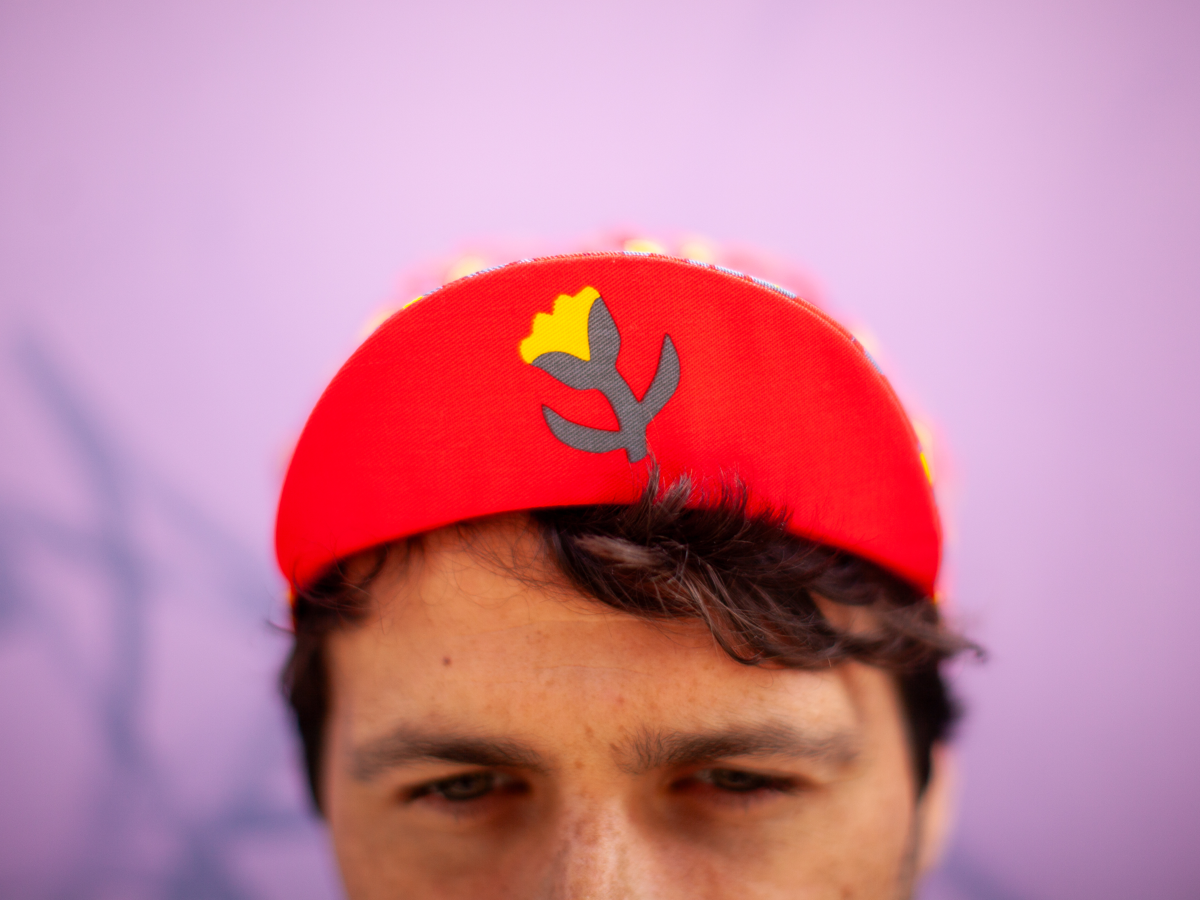 RON'S BIKES LARON'S TULIPS AND HOLLY CAP - RACE RED