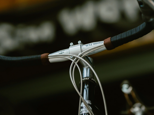 SIMWORKS STAINLESS OUTER CABLE 'CRISPER' FOR SHIFT