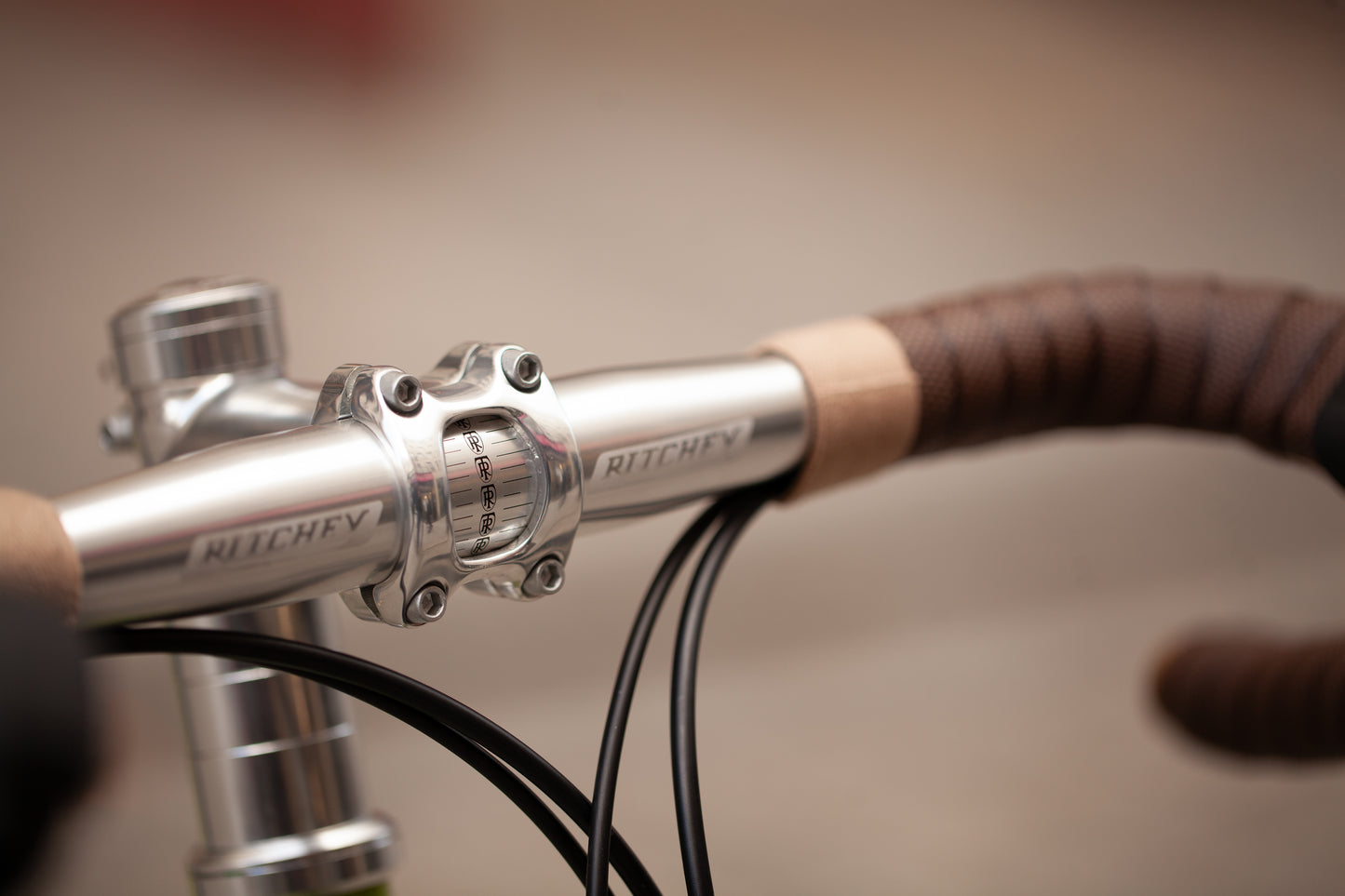 AUGUSTE'S SURLY DISC TRUCKER