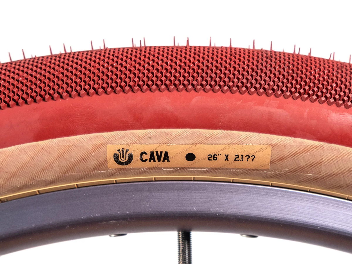 ULTRADYNAMICO CAVA RACE TYRES