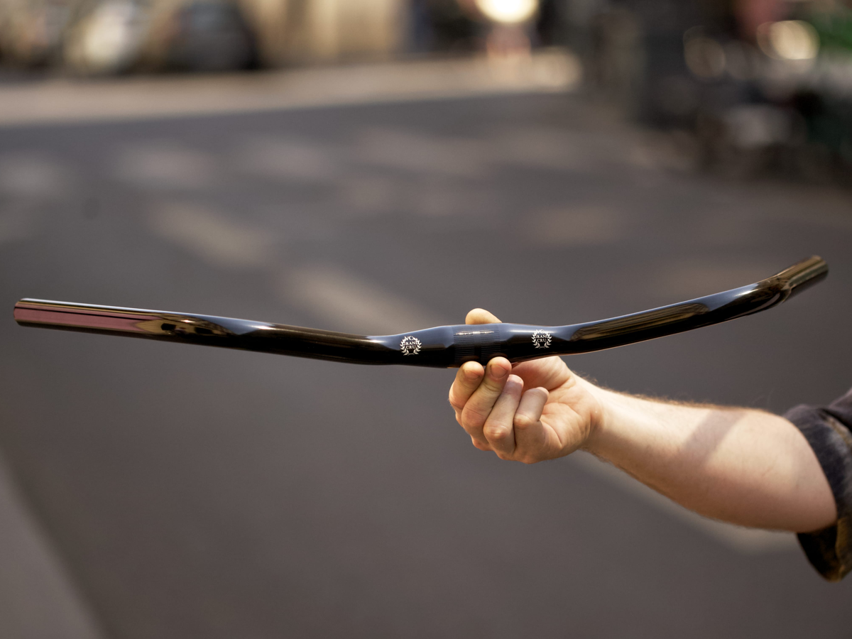 VELO ORANGE PORTEUR HANDLEBARS