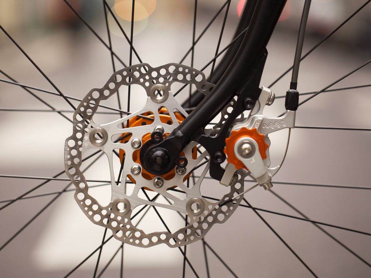 QUENTIN'S CRUST EVASION